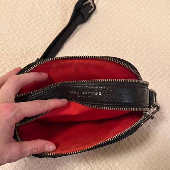 Marc Jacobs Black Pebbled Leather MSRP $395 - Picture 5 of 8